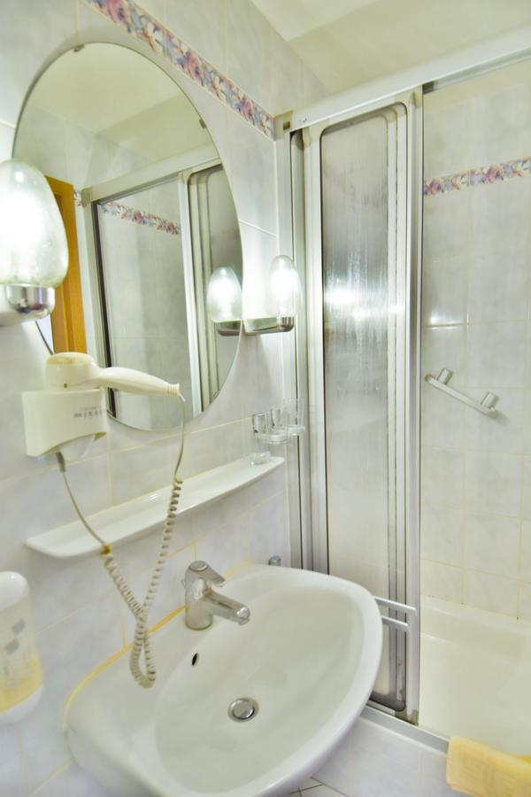 Villa Auszeit Hotel Garni Heringsdorf  Ngoại thất bức ảnh