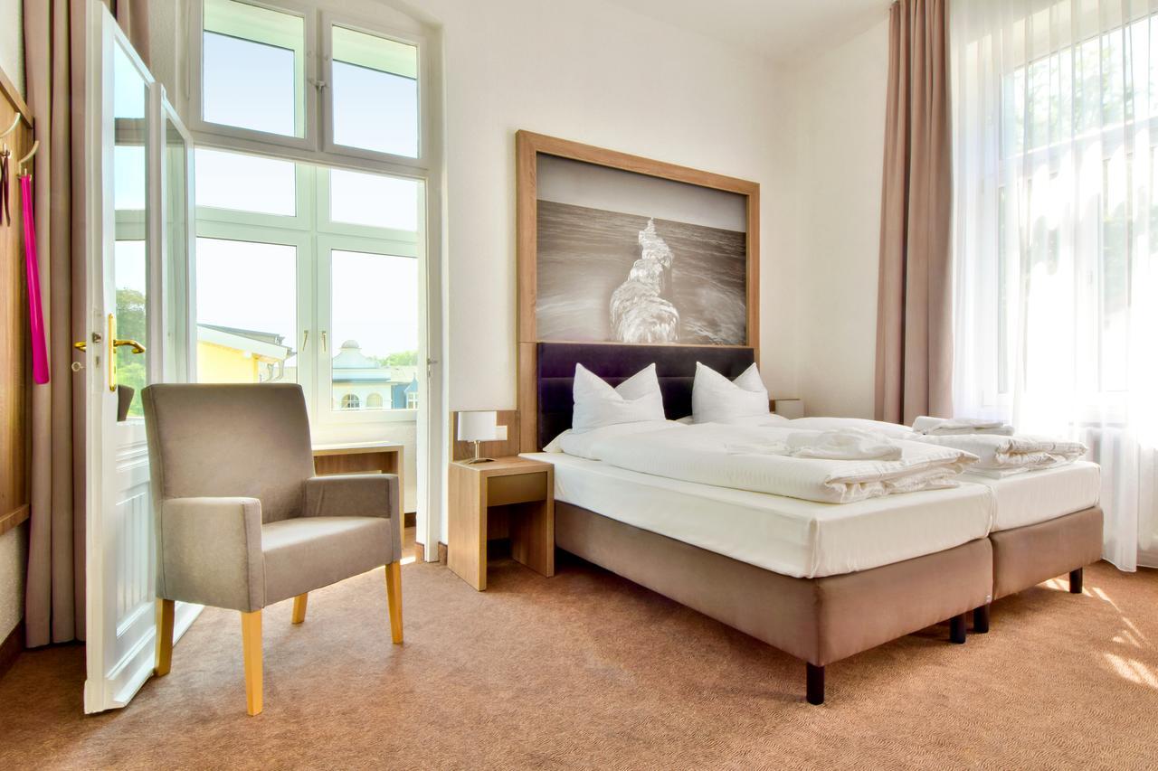 Villa Auszeit Hotel Garni Heringsdorf  Ngoại thất bức ảnh